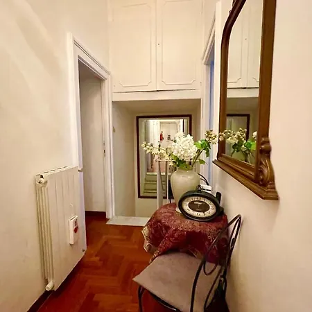 Parisa House Apartman Róma