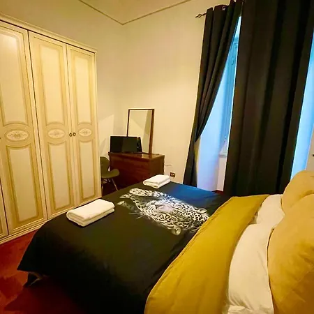 Parisa House Apartamento *