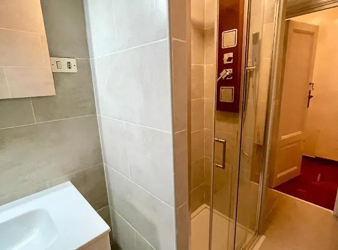 Parisa House Apartmán Řím