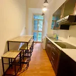 Parisa House Roma