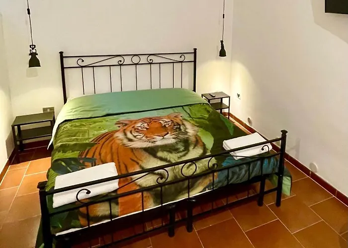 Parisa House 아파트 *