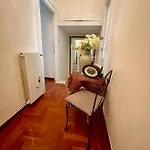 Parisa House * Rom
